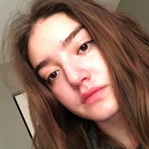 Meet your Posher, Kassandra